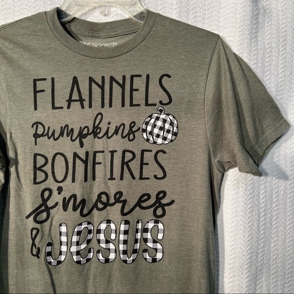 love in faith / fall green and black short sleeve tee size small womens - Picture 1 of 5